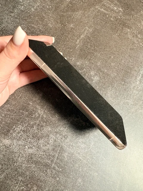 Samsung Galaxy S22. �/�, 128 ��, ������� ����