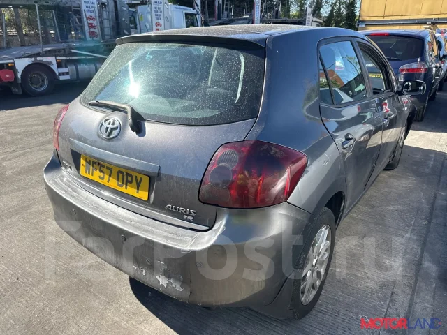 ��������� Toyota Auris E15 2006-2012 21172477 J5112161 ����