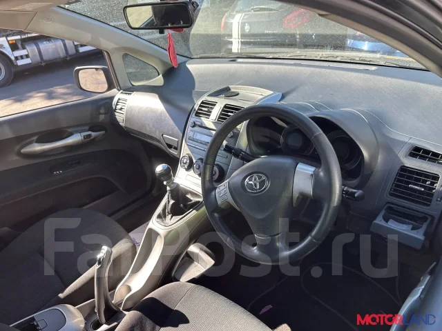 ��������� Toyota Auris E15 2006-2012 21172477 J5112161 ����