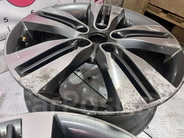 Hyundai. 6.5x18", 5x114.3, ET51, �� 67,1���. ����