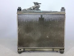 �������� ���������� ��� Toyota BB 1640021070 1640021070 ����