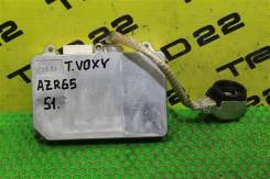 ���� ������� Toyota 8110748210 8110748210 ����