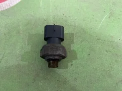 ������ ������������ Toyota Avensis 2003 8871940020 2 250 1.8 8871940020 ����