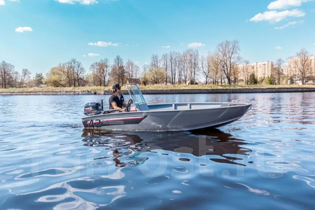 Vboats �������� 42 Scout. 2023 ���, ����� 4,2��., ��������� ��� ���������, 30��.�., ������ ����