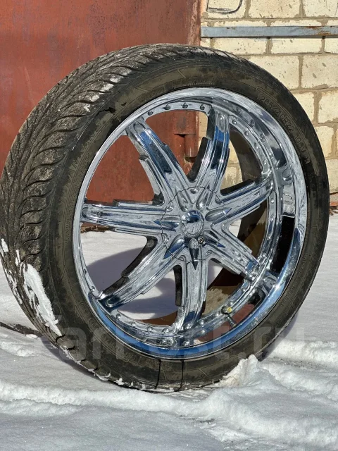 Devino. 8.5x22", 5x114.3, 5x120, ET35, �� 70,1���. ����