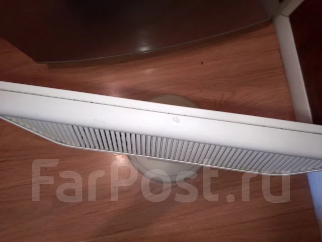 Philips. 19", ���������� �� (LCD, LED, QLED) ����