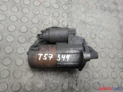 ������� Nissan NV200 2009-2025 21157278 2330000Q0F ����