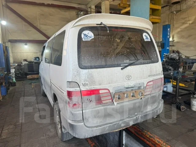 Toyota Grand Hiace. VCH16, 5VZFE ����