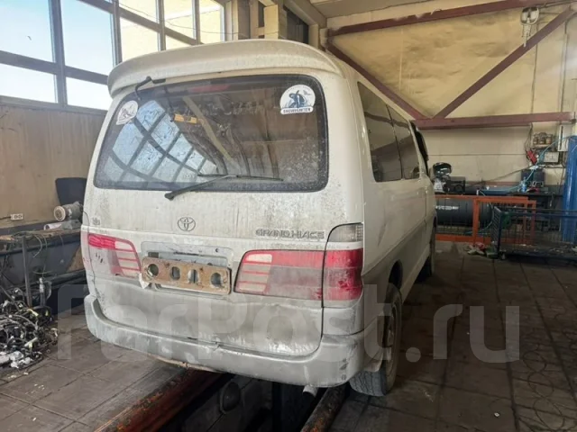 Toyota Grand Hiace. VCH16, 5VZFE ����