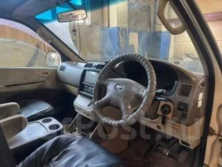 Toyota Grand Hiace. VCH16, 5VZFE ����