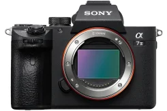 Sony Alpha ILCE-7 III Body. 20 � ����� ��, ���: ��� ���� ����