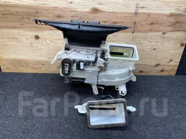 ����� Toyota Premio 2009 8713012531 ZRT265 2ZRFE 8713012531 ����