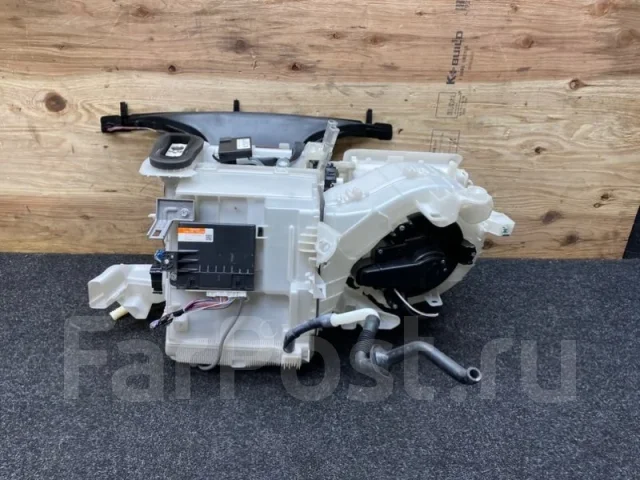 ����� Toyota Premio 2009 8713012531 ZRT265 2ZRFE 8713012531 ����