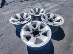 Jawa. 8.0x16", 6x139.7, ET10 ����
