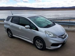 Honda Fit Shuttle. ��� �������� ����