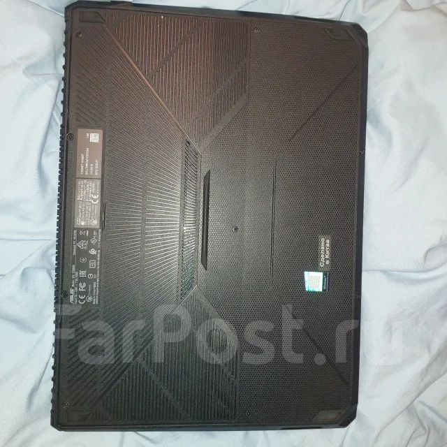 Asus TUF Gaming FX505DT. 15.6", 2,1����, ��� 8 ��, ���� 475���, WiFi: 1, Bluetooth: 1 ����