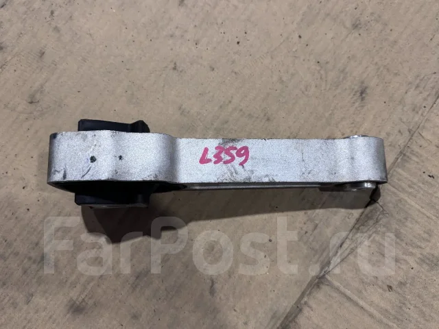 ������� ��������� �� LAND Rover Freelander LR000597 ����