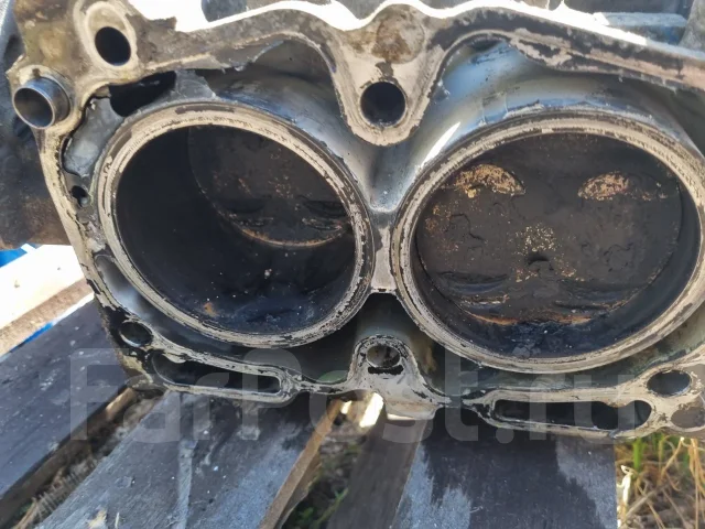 ���� ��������� ����� Subaru Forester SG5 EJ202 2003 11008-AA270 ����