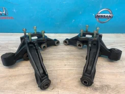 ����� Toyota Camry 4230448010 30 �������� 4230448010 ����