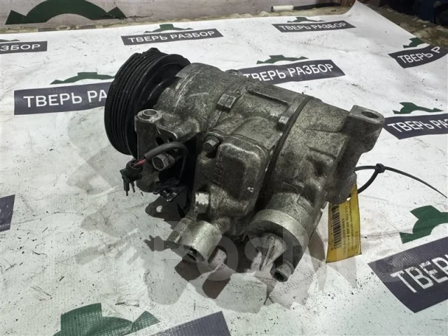 ���������� ������������ Audi A4 8K0260805J B8 8K0260805J ����
