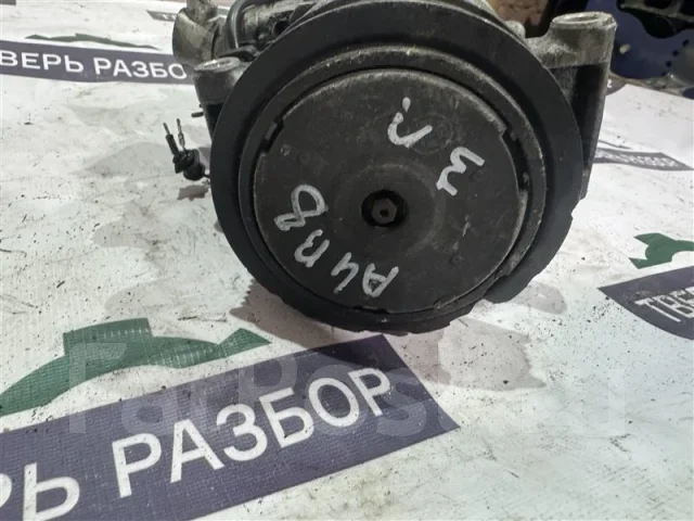 ���������� ������������ Audi A4 8K0260805J B8 8K0260805J ����