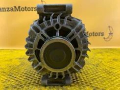 ��������� Audi Q3 06H903017E 8U 2.0 CCZ 06H903017E ����