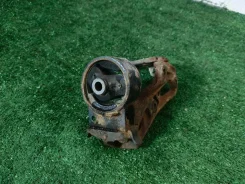 ������� ��������� ����� Toyota Platz 1237223010 1237223010 ����