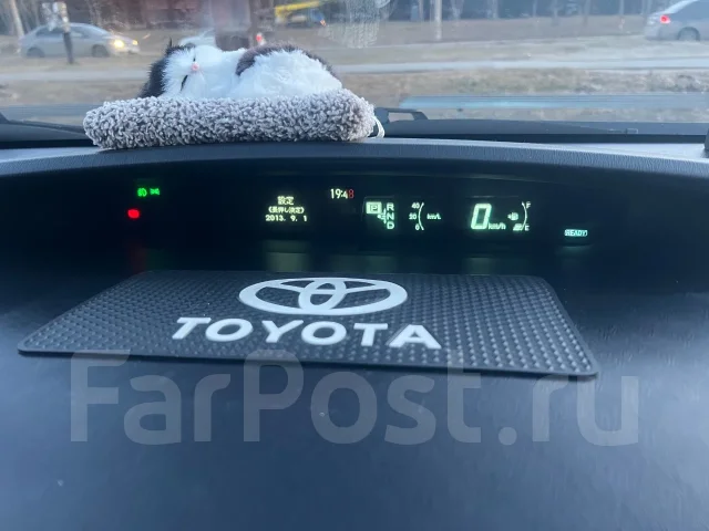 Toyota Prius. �������, ��������, 1.0 (1��.�.), ������, 111 111����. �� ����
