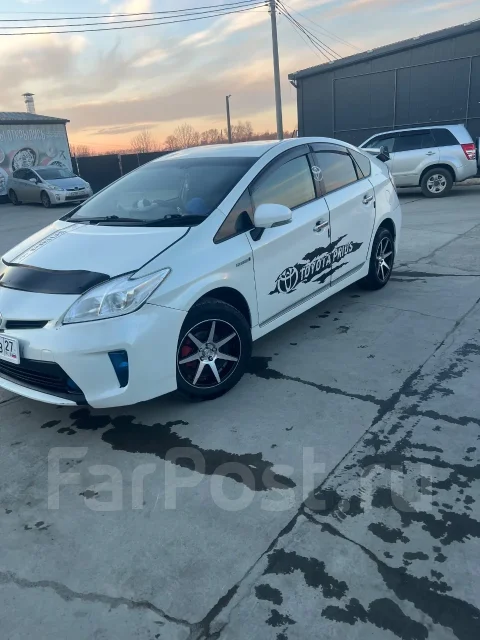 Toyota Prius. �������, ��������, 1.0 (1��.�.), ������, 111 111����. �� ����
