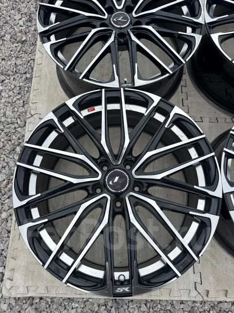 Weds Leonis SK. 8.0x19", 5x114.3, ET35, �� 73���. ����