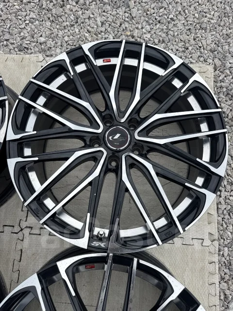 Weds Leonis SK. 8.0x19", 5x114.3, ET35, �� 73���. ����