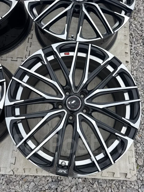 Weds Leonis SK. 8.0x19", 5x114.3, ET35, �� 73���. ����
