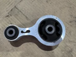������� ��������� ������ �� Mazda Atenza, Mazda-6 G33E39040A ����
