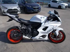 Yamaha YZF-R7