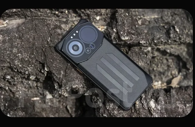 iiiF150 B3 Pro. �����, 512 ��, ����������, 3G, 4G LTE, 5G, Dual-SIM, ����������, NFC ����