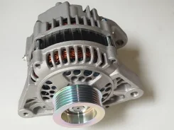 ��������� 23100-4M611 Nissan Serena, PC24, SR20 23100-4M611 ����