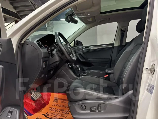 Volkswagen Tiguan ����
