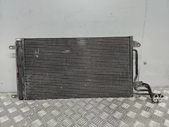 �������� ������������ Audi A1 6R0820411G 8X CAX 1.4T 6R0820411G ����