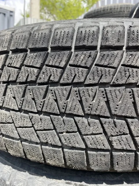 Bridgestone Blizzak DM-V1. ������, ��� �����, �/�, ����� 20 % ����