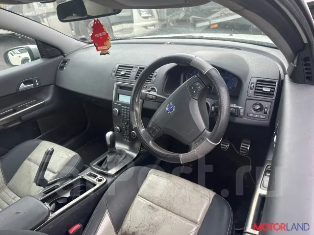 ���������� ��������� Volvo C30 2006-2013 21173444 31261989 ����