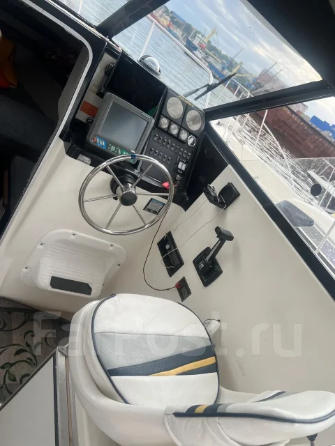 Bayliner. 1992 ���, ����� 7,5��., ��������� ������������, 230��.�., ������ ����