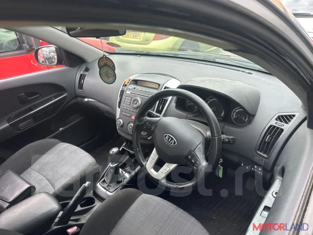 ������ (������) Kia Ceed 2007-2012 21166534, ����� 924011H050 ����