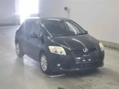 Toyota Auris ����