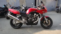 Yamaha FZ 400 ����