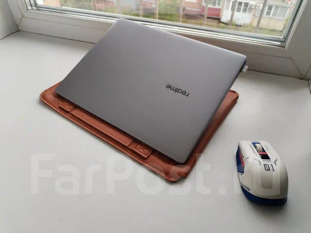 Realme Book Prime. 14", 2,5����, ��� 16 ��, ���� 512���, WiFi: 1, Bluetooth: 1, ����������� �� 15��. ����