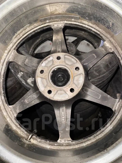 Buddy Club P1. 8.0x17", 5x114.3, ET38 ����