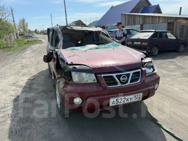 Nissan X-Trail ����