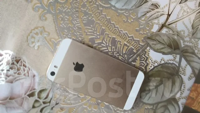 Apple iPhone 5s. �/�, 16 ��, ������� ����