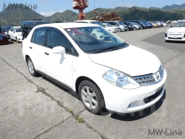 Nissan Tiida Latio. SC11, HR15DE ����