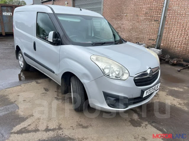 ��������� Opel Combo 2011-2017 11808736 95511910 ����